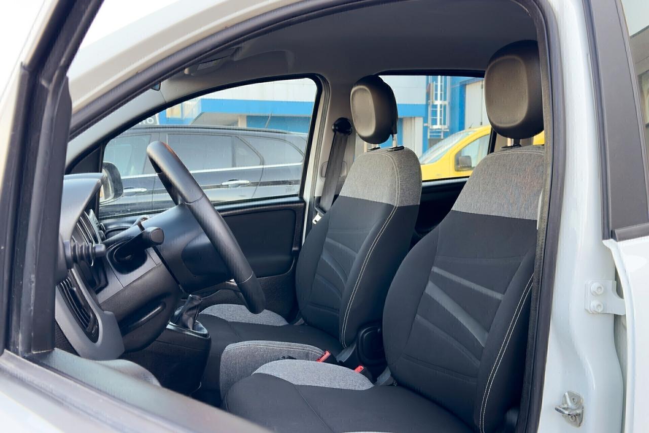 Fiat Panda 1.0 Hybrid e benzina