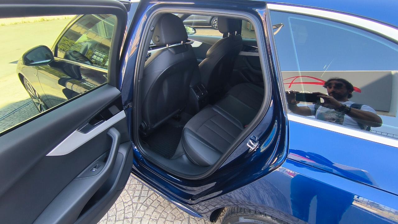 Audi A4 Avant 40 TDI S tronic S line edition