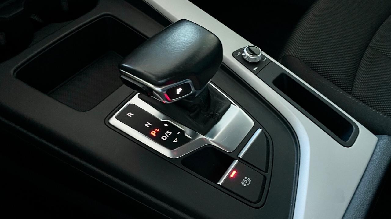 AUDI A4 AVANT 35 2.0 BUSINESS ADVANCED S-TRONIC TDI 163 CV - FULL LED, CARPLAY, CRUISE CONTROL
