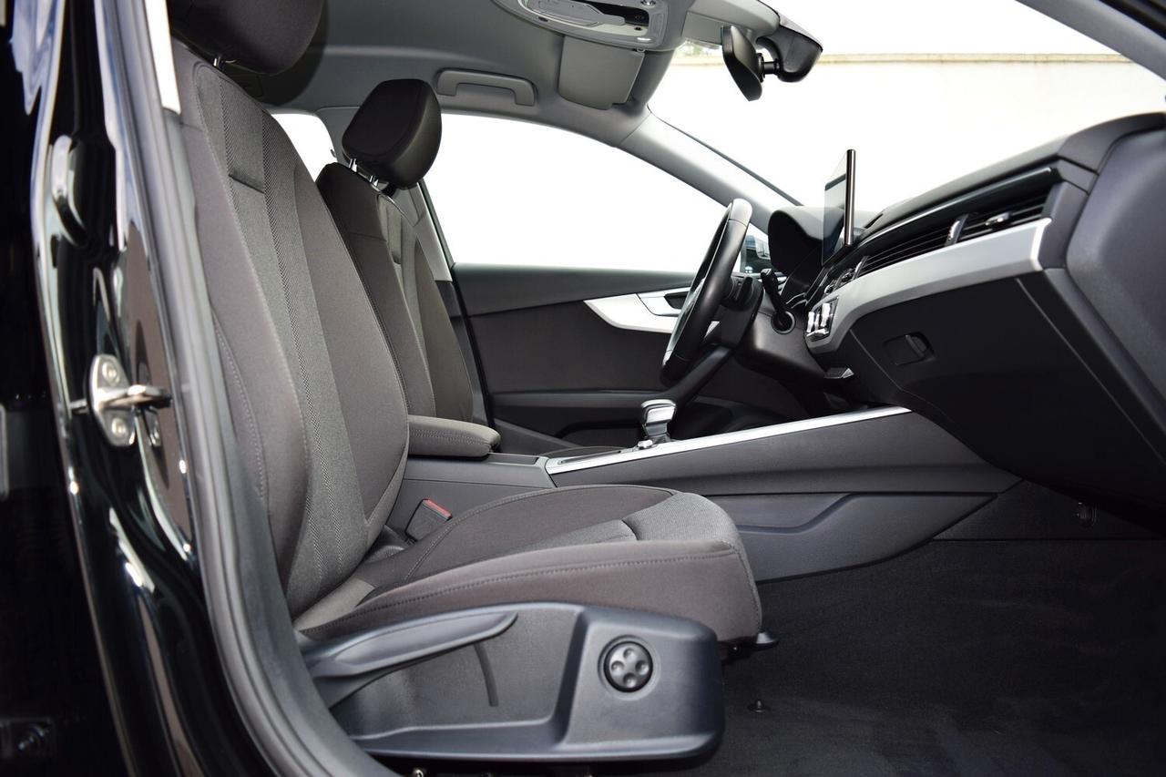 Audi A4 Avant 30 2.0 Tdi 136 cv S Tronic Business Advanced