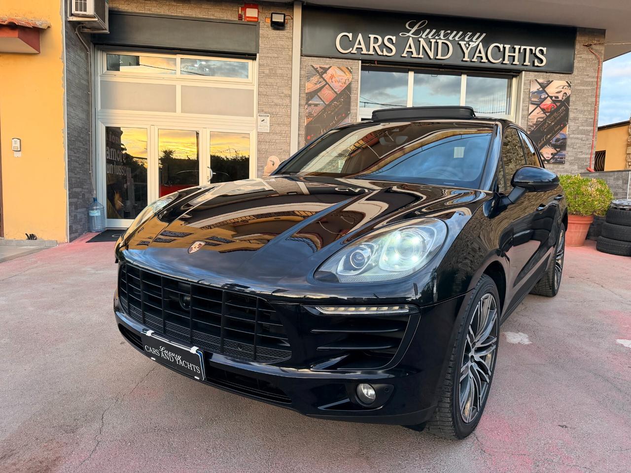 Porsche Macan 3.0 S -Tetto-Pasm-Full-Total BLACK