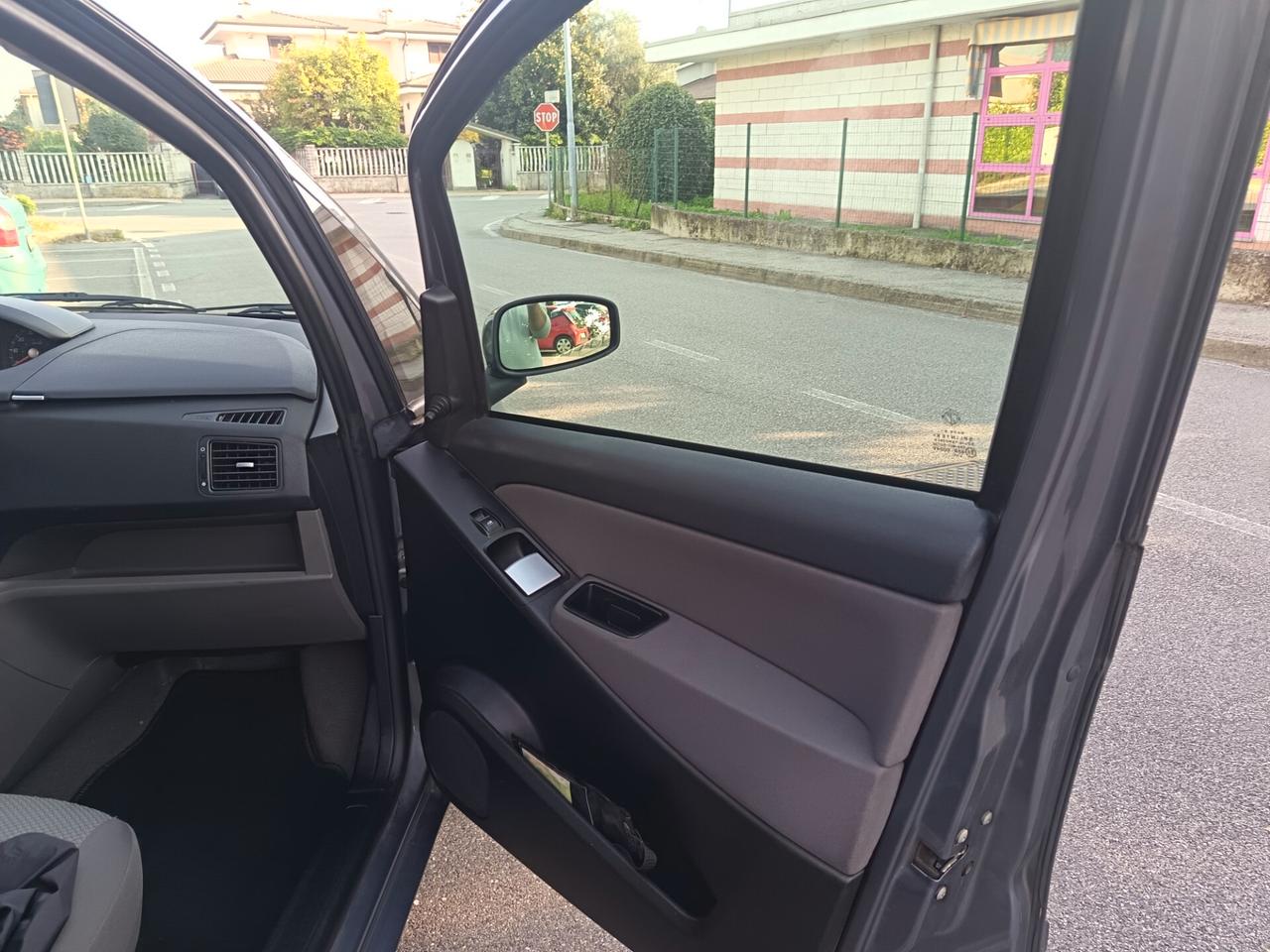 Fiat Idea 1.2 16V BlackLabel