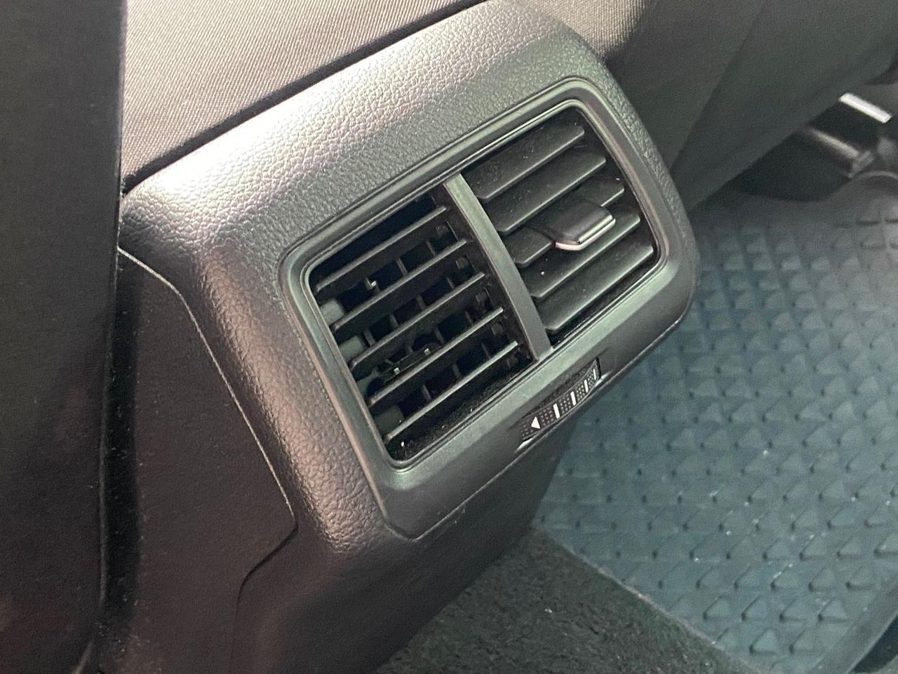 Volkswagen Golf Sport Edition 1.6 TDI BlueM #10426