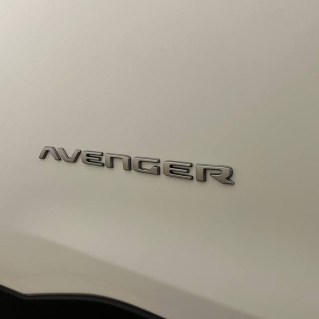 JEEP Avenger 1.2 Turbo MHEV Summit