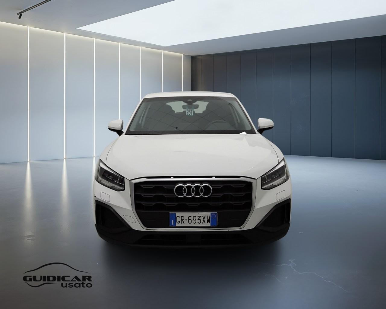 AUDI Q2 I 2021 - Q2 30 1.0 tfsi Business 110cv