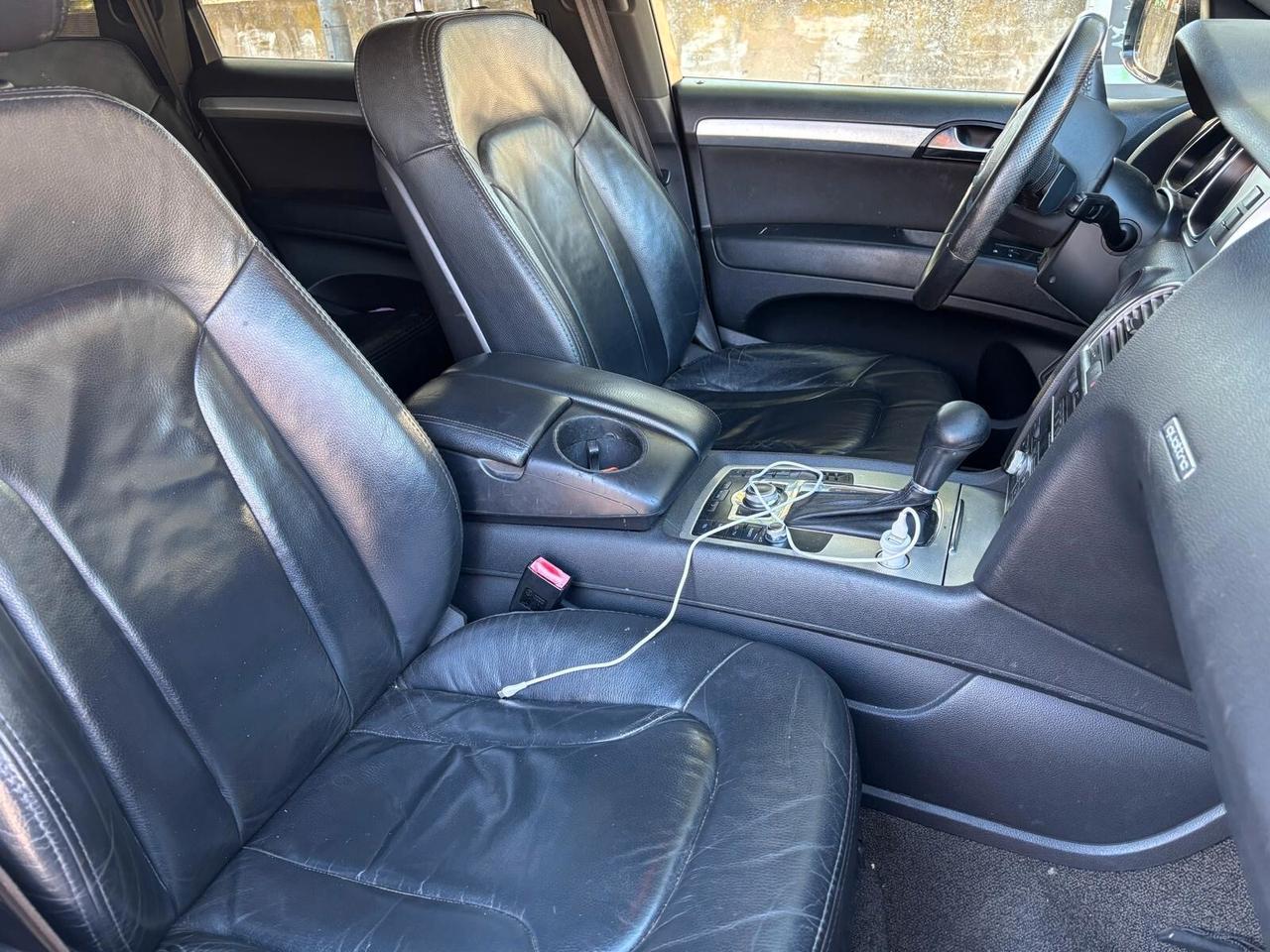Audi Q7 3.0 V6 TDI 233CV quattro tiptronic