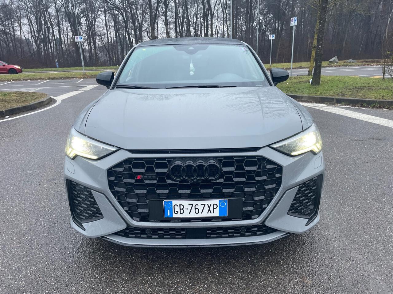 Audi RSQ3 SPB quattro*Automatik*Navi*Pelle