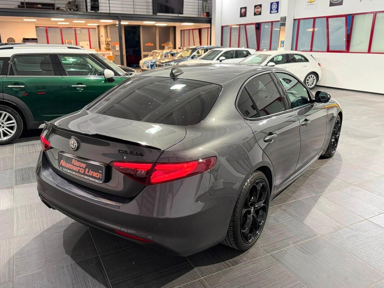Alfa Romeo Giulia 2.2 At8 160cv 2020 Veloce My20