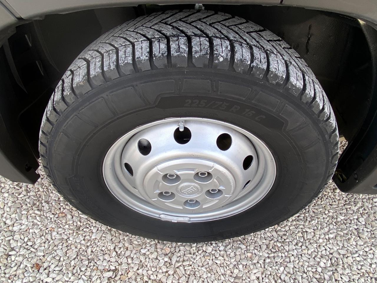 FIAT DUCATO MAXI 2.3MTJ 35 LH1 CASSONE FISSO 4.30MT PATENTE B