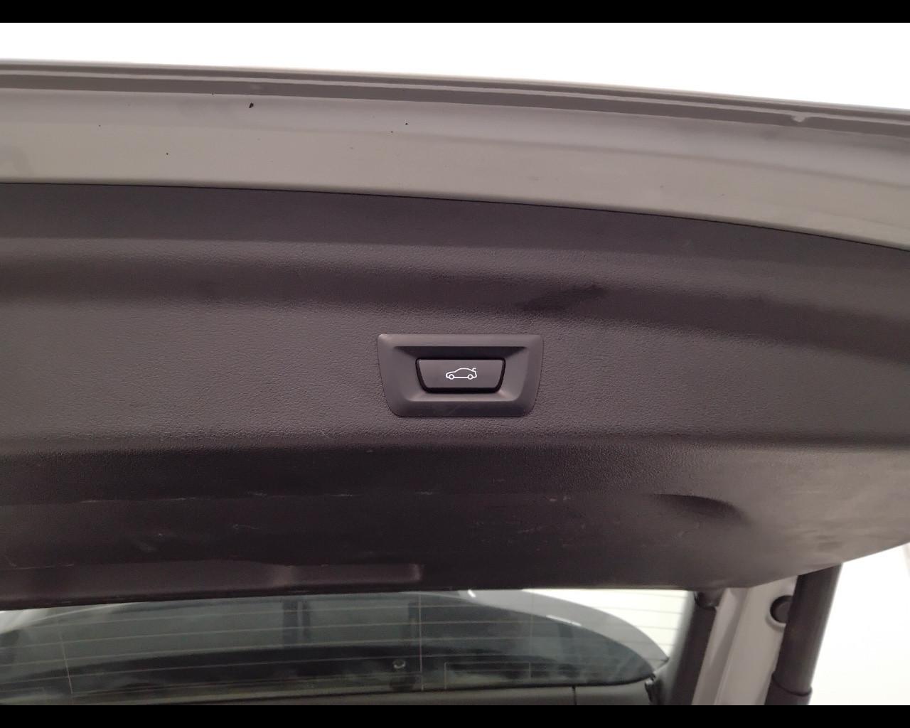 BMW X1 U11 - X1 sdrive18d X-Line auto