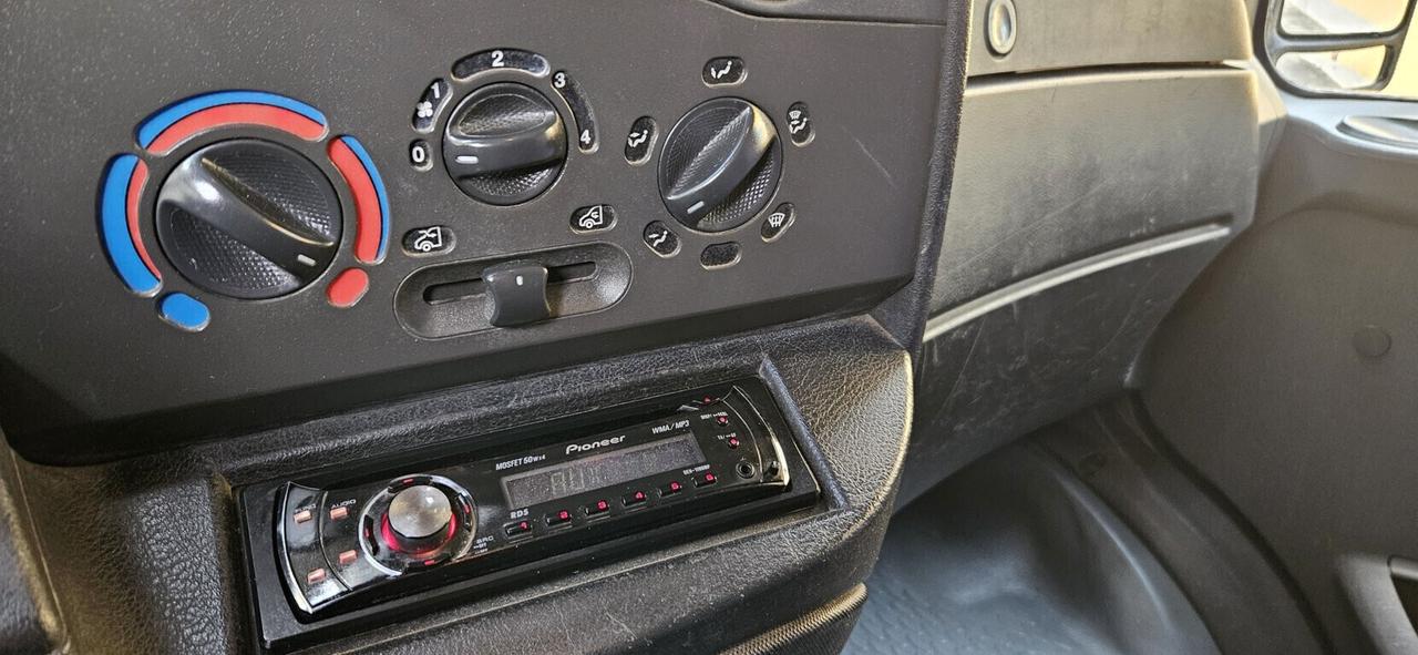 IVECO DAILY 35S10 2.3 HPI 95 CV MAXI – LUNGHEZZA INT. CASSONE MT. 3,53+IVA