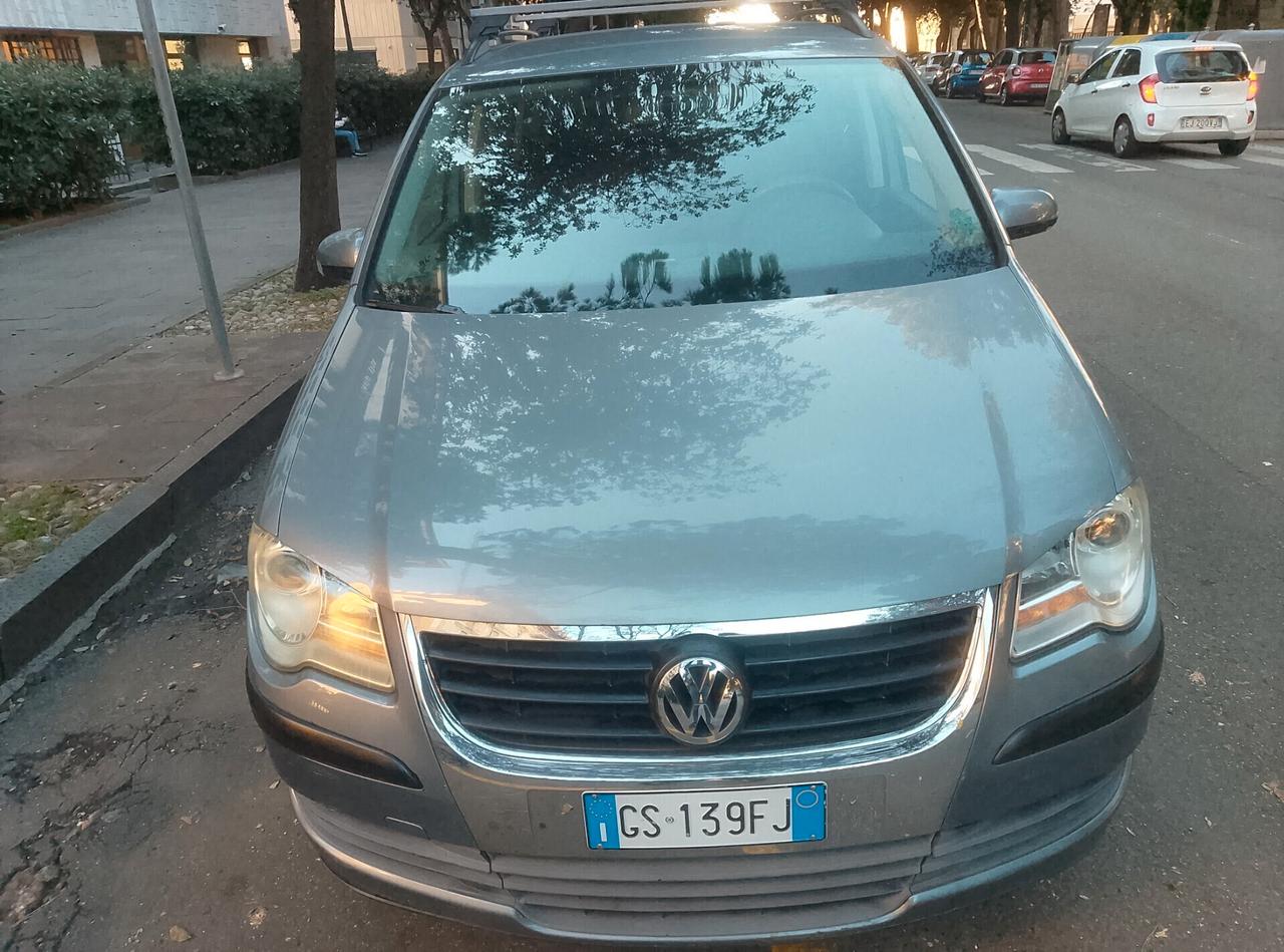 Volkswagen Touran 2.0 TDI DPF Trendline