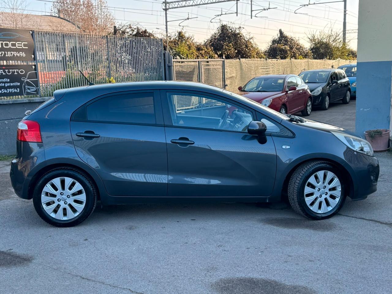 Kia Rio 1.1 CRDi WGT 5p. EX PLUS