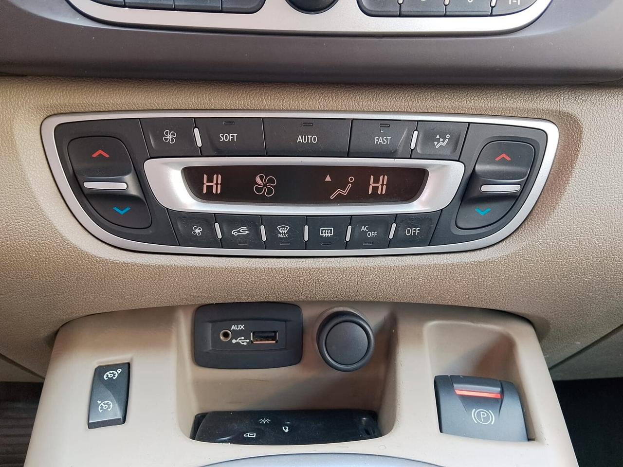 Renault Scenic Scénic 1.9 dCi-7 POSTI-NEOPAT-150.000-2010