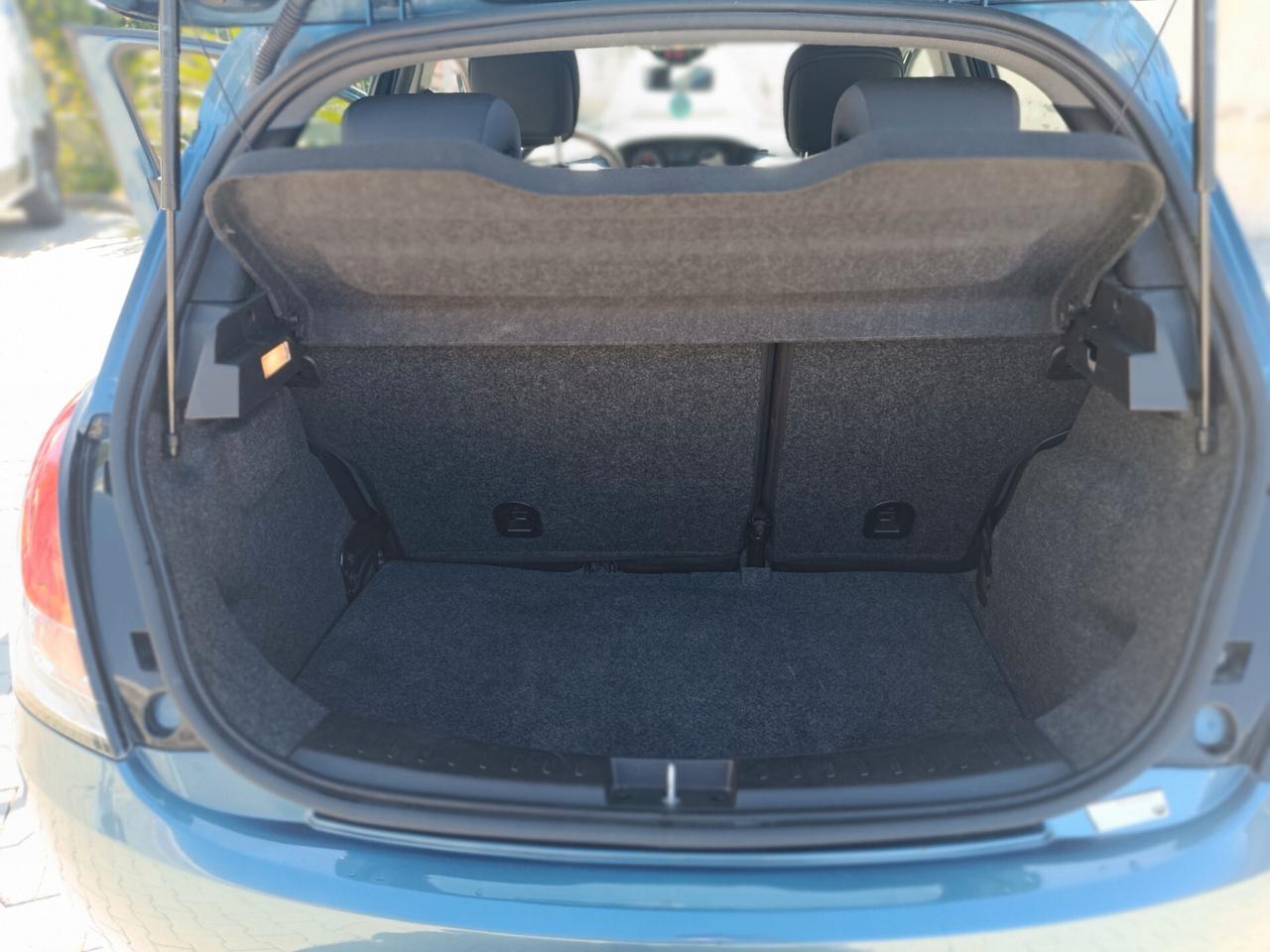 Lancia Ypsilon 1.0 FireFly 5 porte S&S Hybrid Gold