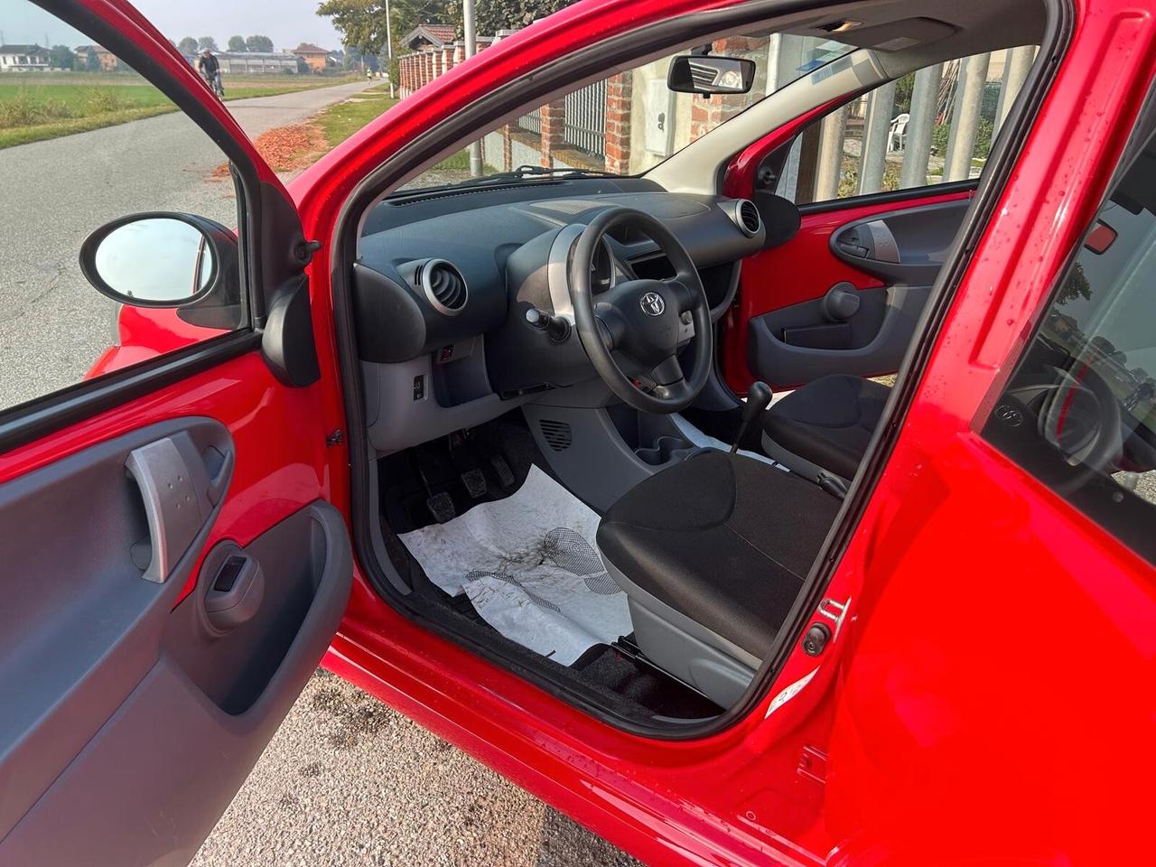 Toyota Aygo 1.0 12V VVT-i 5 porte