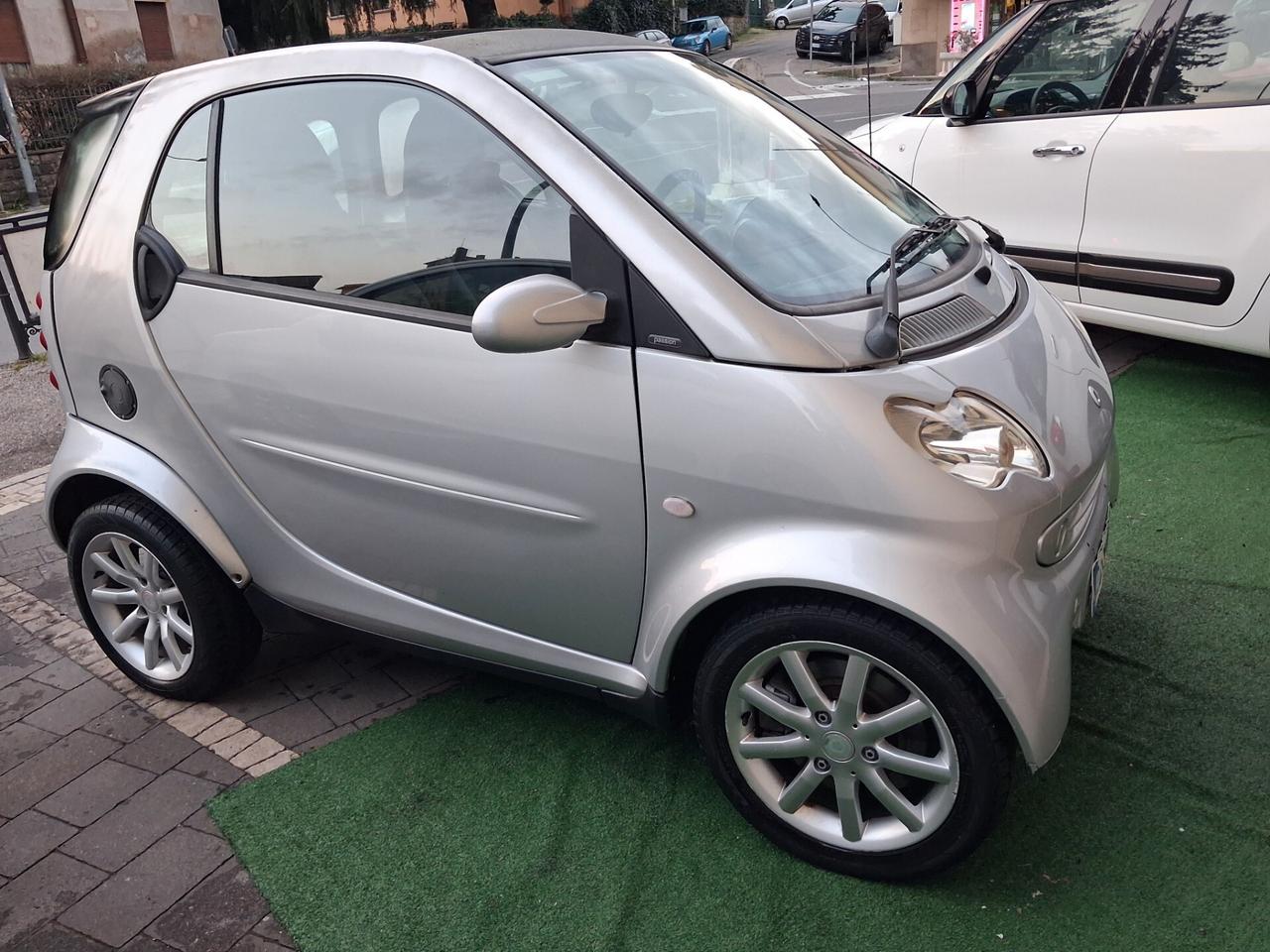 Smart ForTwo 800 coupé pure cdi