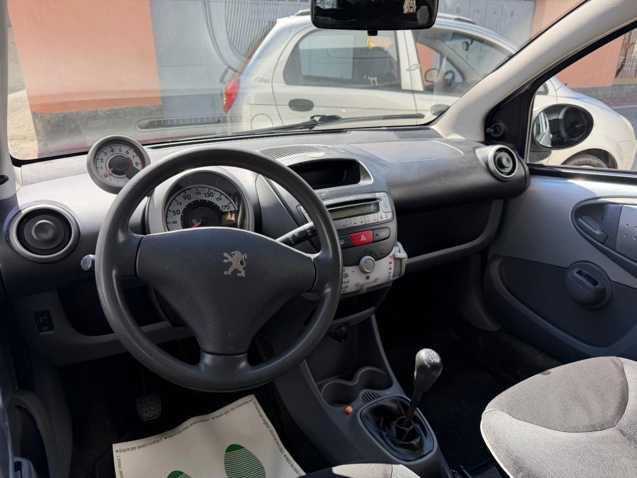 Peugeot 107 1.0 68CV 5p. Desir