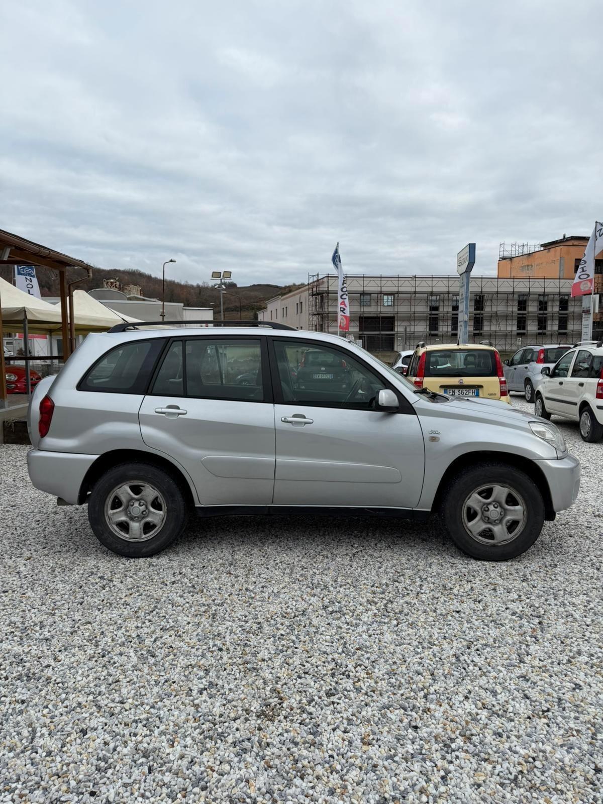 Toyota RAV 4 RAV4 2.0 Tdi D-4D cat 5 porte