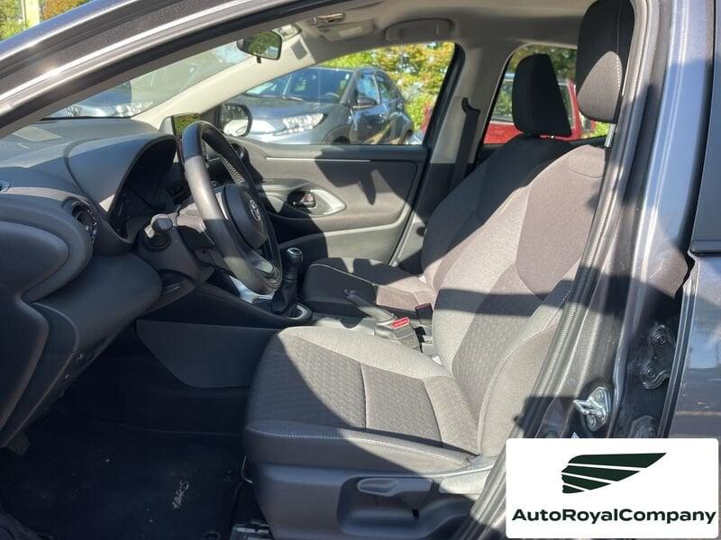 Toyota Yaris Yaris 1.0 5 porte Active INTROVABILE
