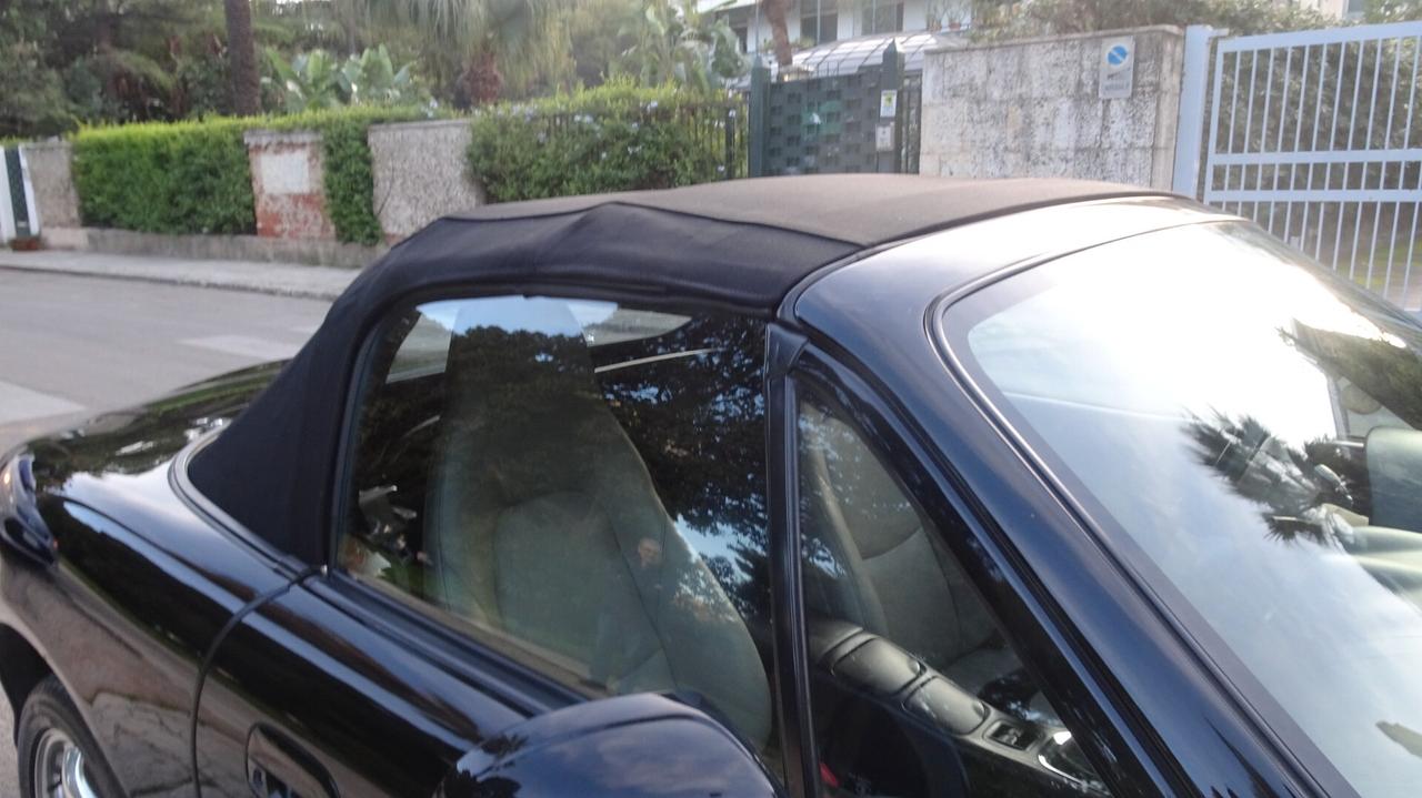 Mazda MX-5 1.6i 16V cat Trilogy