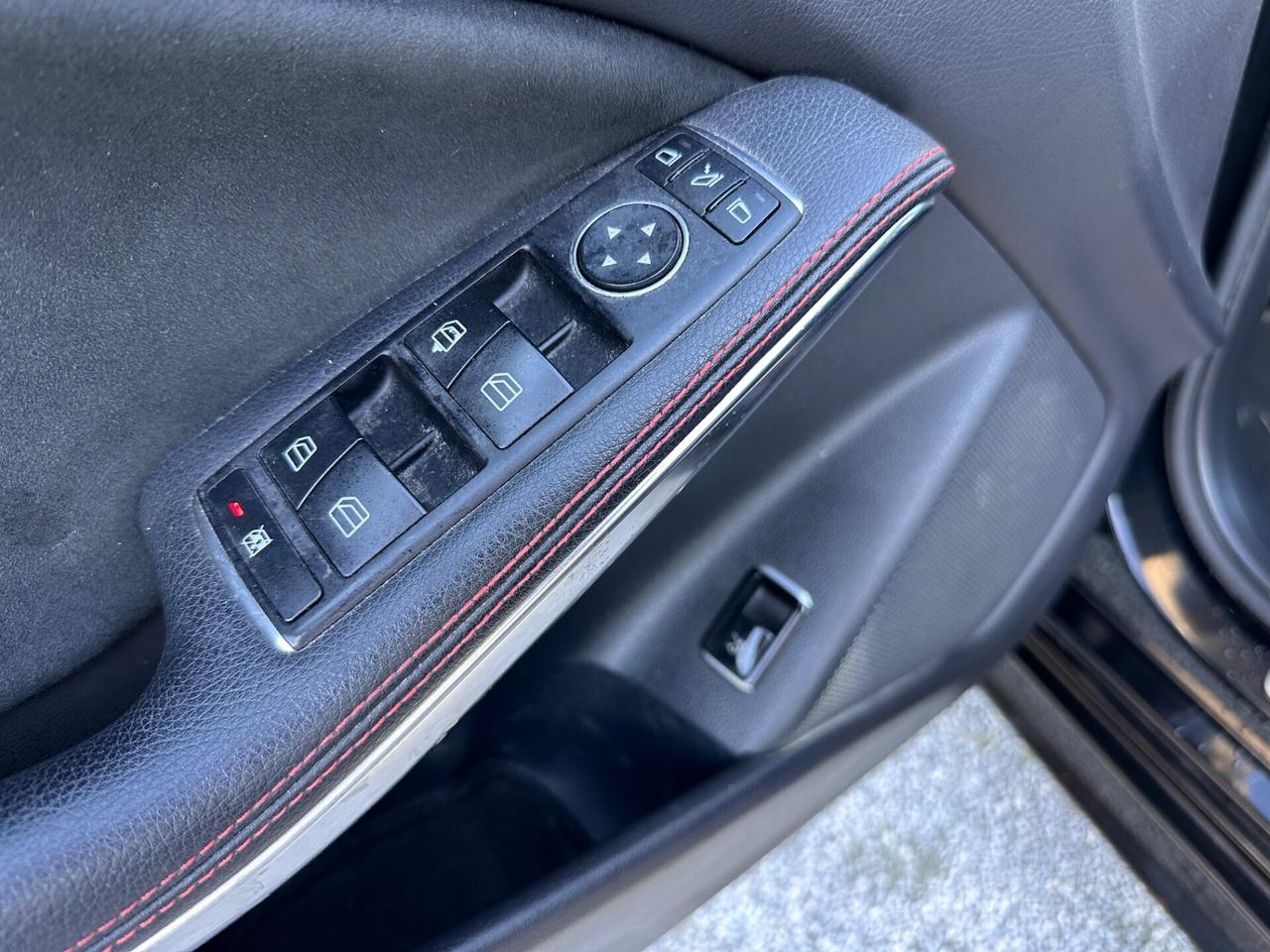 Mercedes-benz CLA 200 d 4Matic Automatic Premium