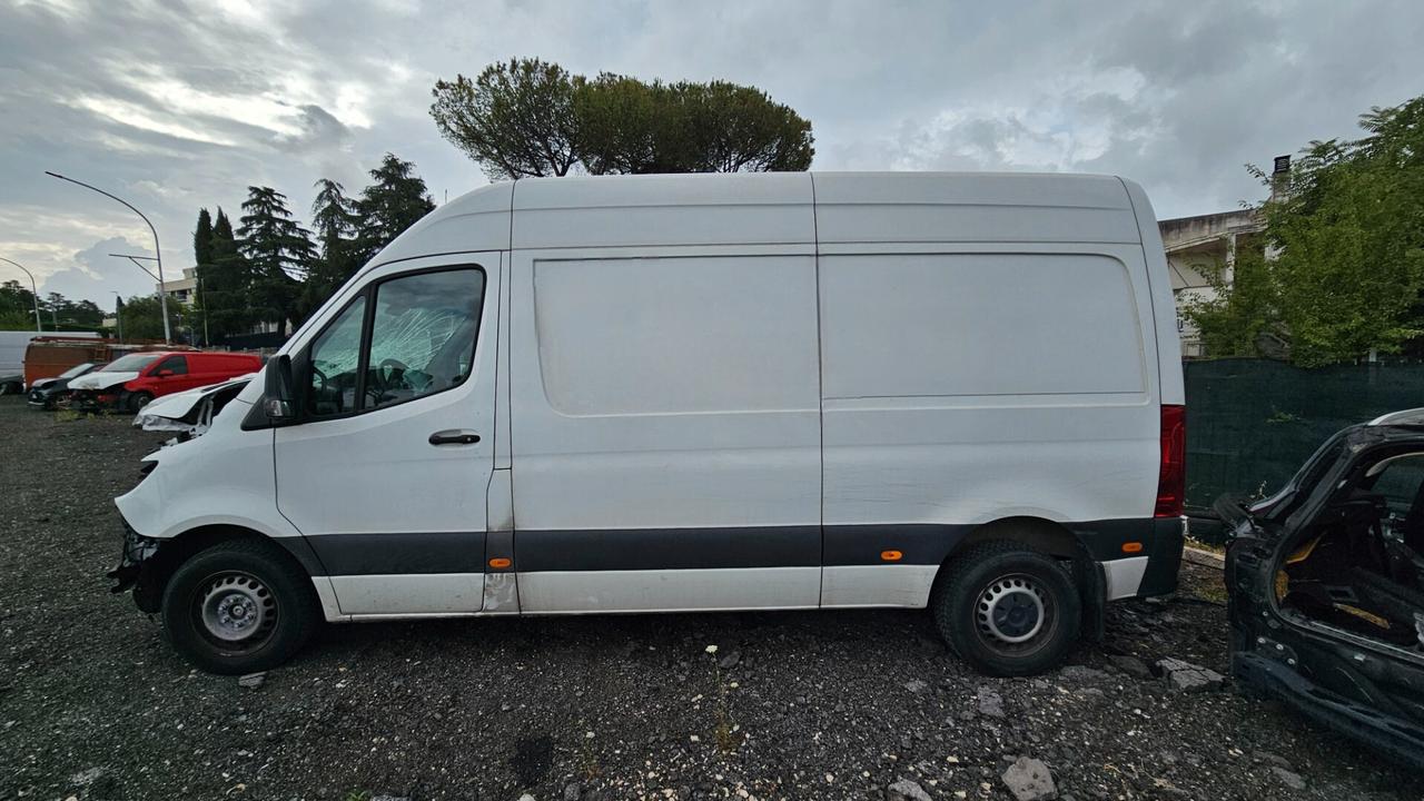 SINISTRATO Mercedes-benz Sprinter F39/35 311 CDI FWD TA Furgone