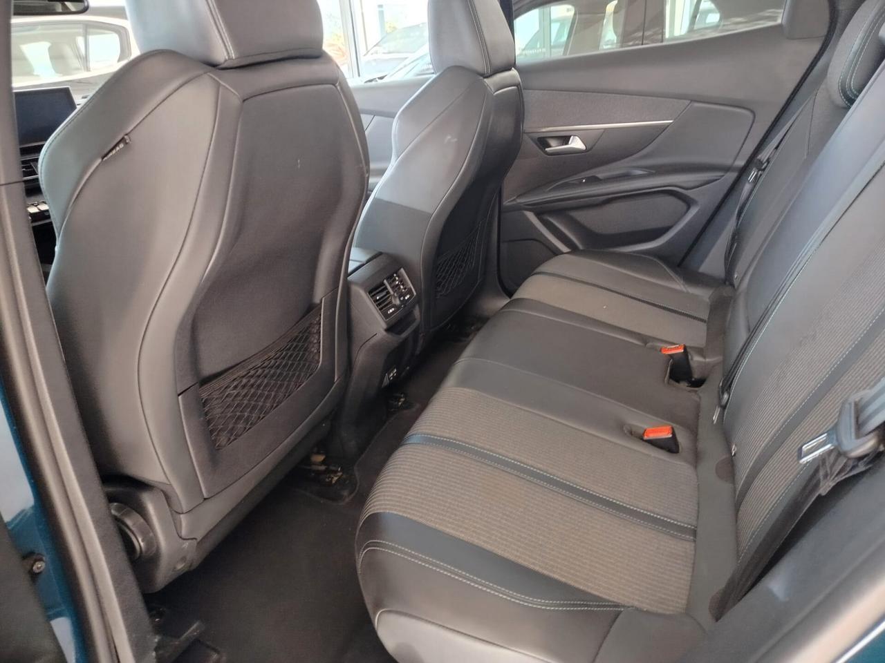 Peugeot 3008 BlueHDi 130 S&S EAT8 Allure Pack