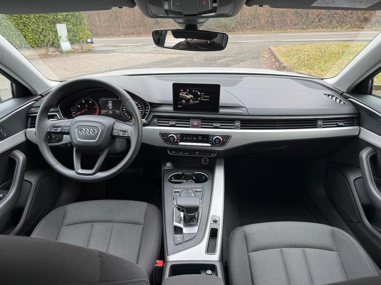 Audi A4 2.0 TDI 150 CV ultra S tronic Sport PROMO!