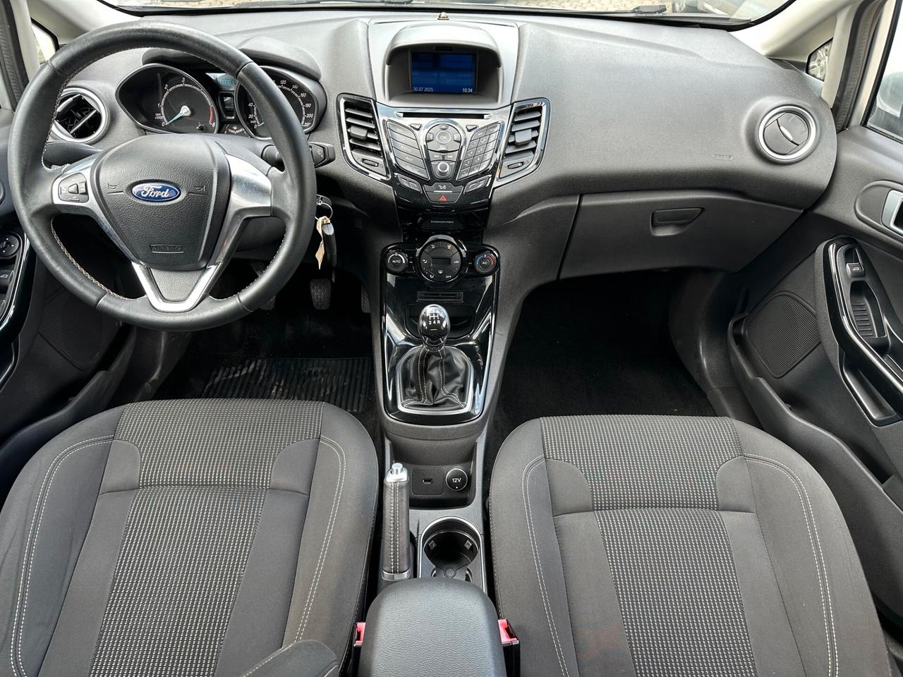 Ford Fiesta 1.5 TDCi 75CV 5 porte Titanium