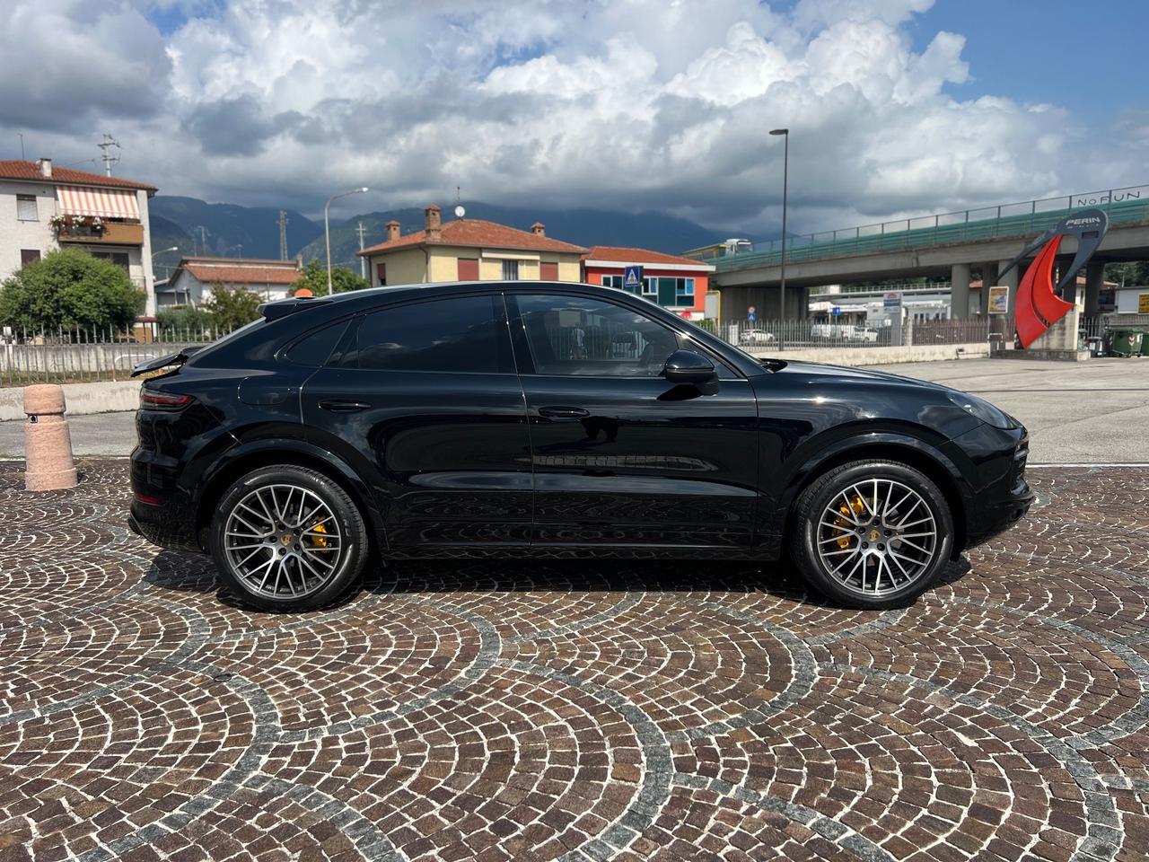 Porsche Cayenne Coupé 3.0 V6