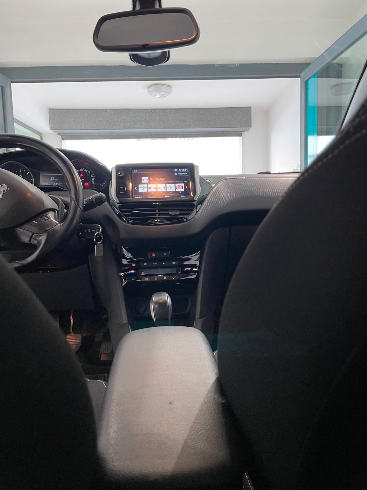 Peugeot 208 BlueHDi 75 5 porte Allure