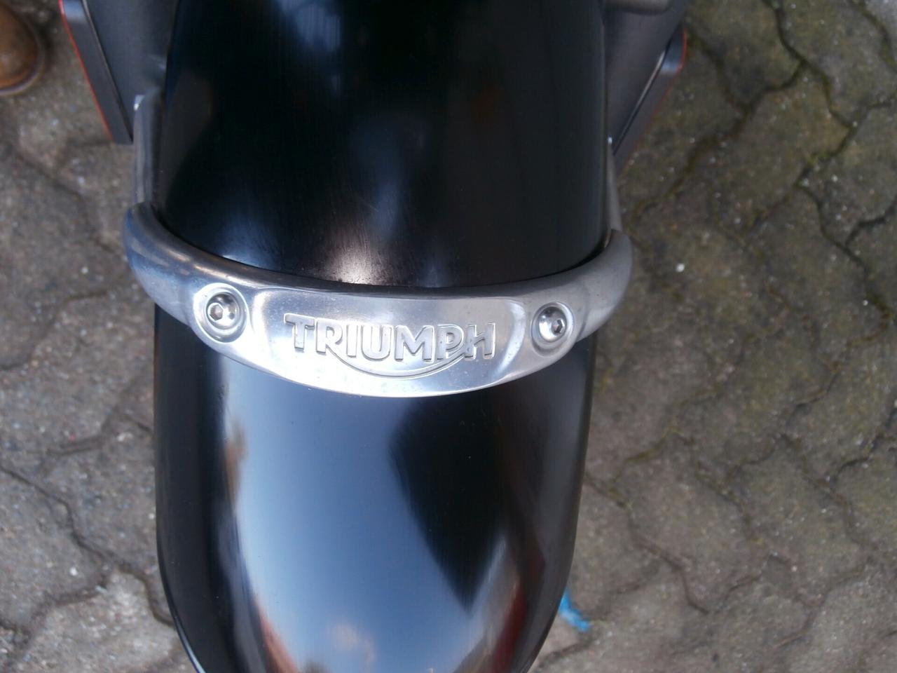 Triumph Bonneville T120 del 2016, Passaggio , tagliando e garanzia inclusi