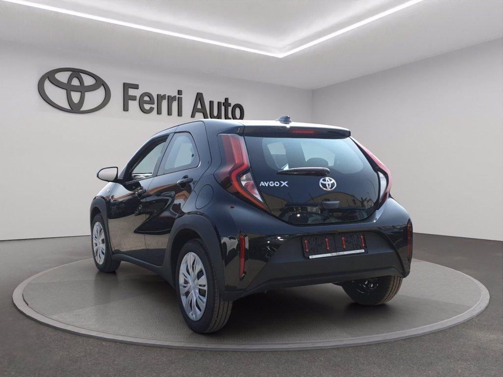 TOYOTA Aygo x 1.0 active 72cv del 2025