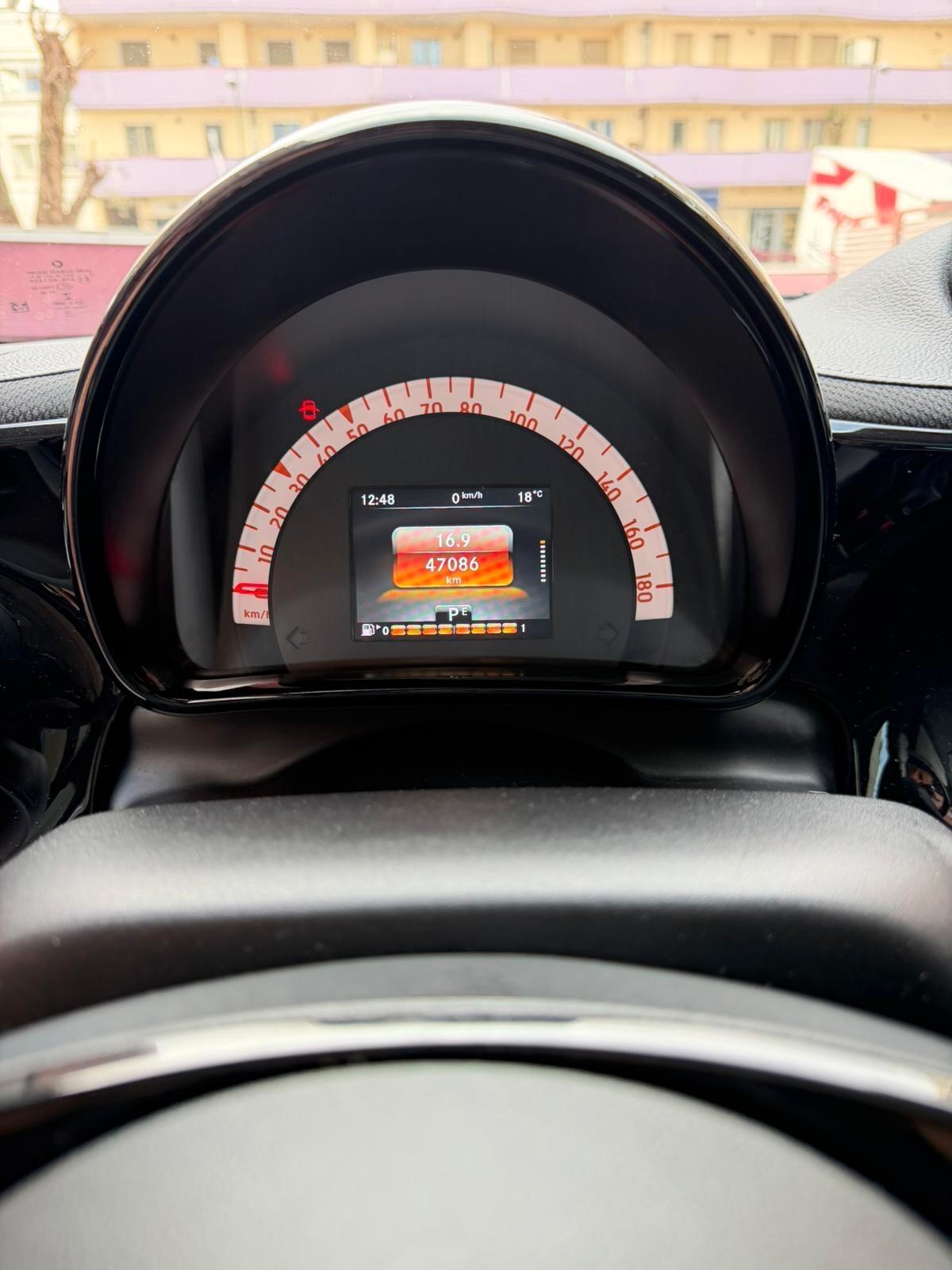 Smart ForTwo 1.0 PureBlack BRABUS Style