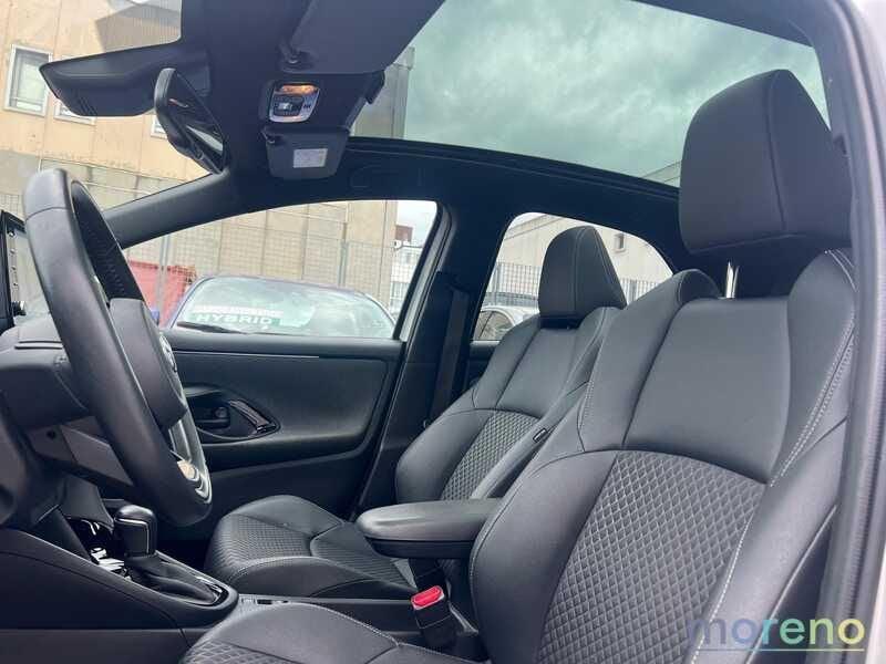 Toyota Yaris 1.5 hybrid Lounge