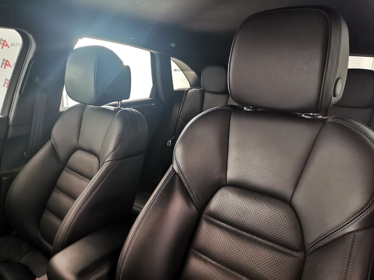 Porsche Macan 2.0 PDK