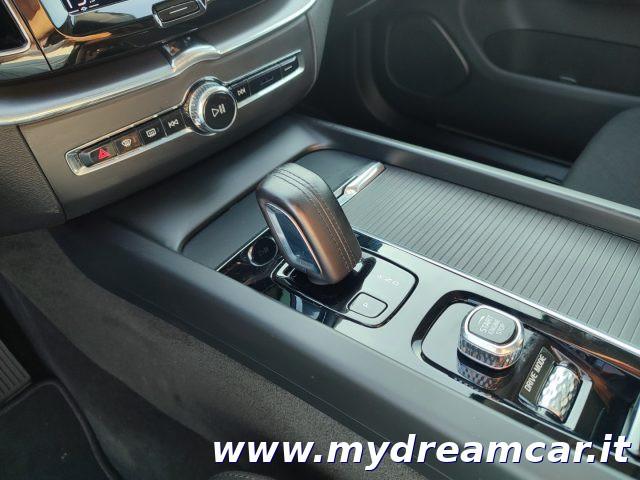 VOLVO XC60 T6 Recharge Plug-in Hybrid AWD Inscription