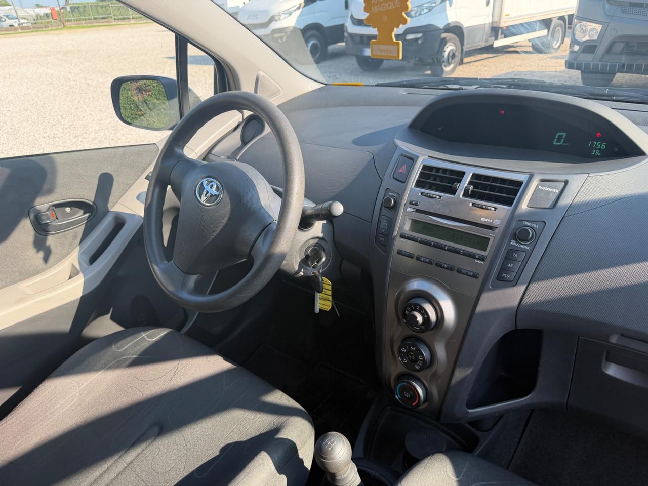 Toyota Yaris 1.0 5 porte Now