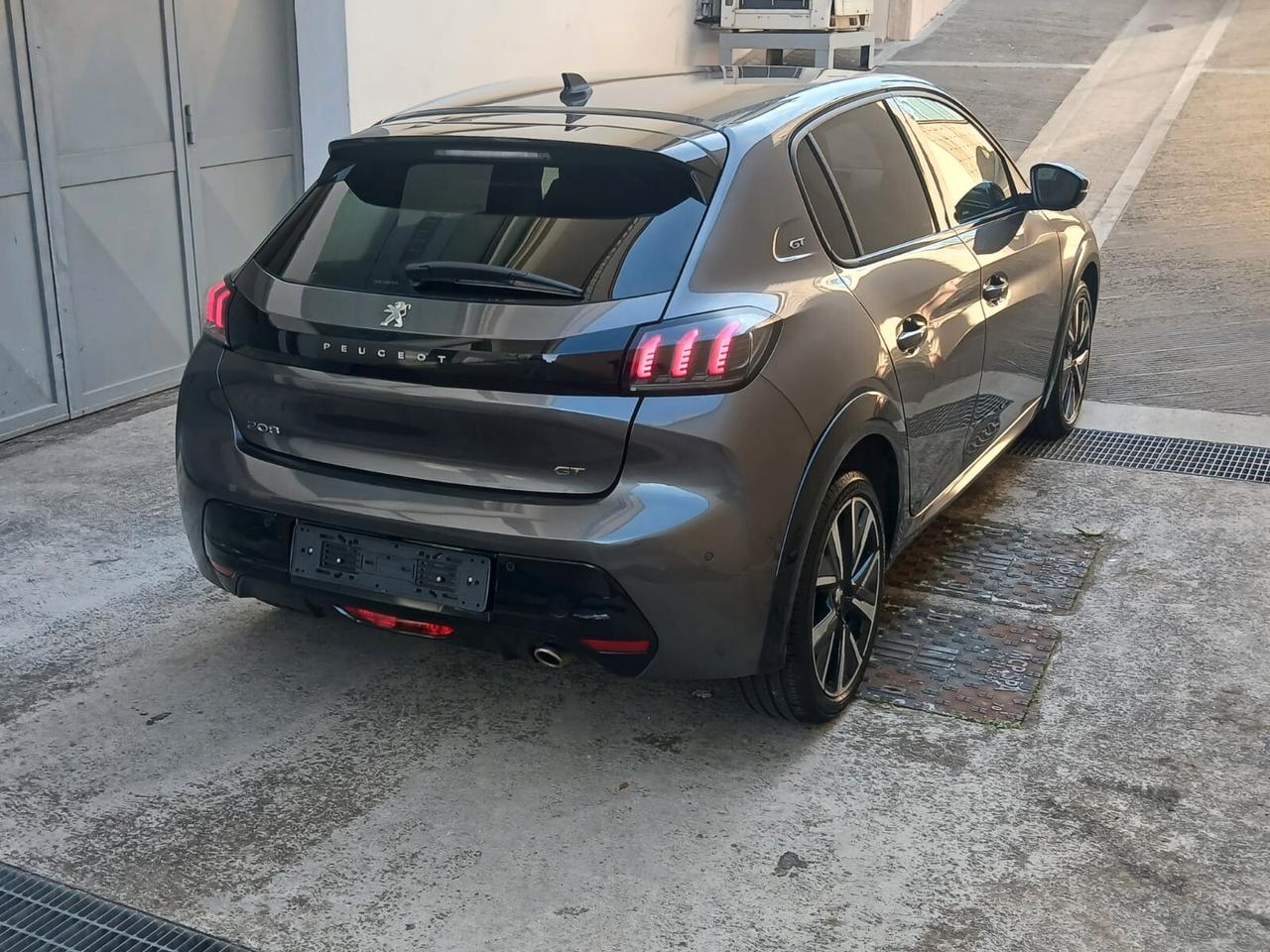 Peugeot 208 PureTech 100 Stop&Start 5 porte GT