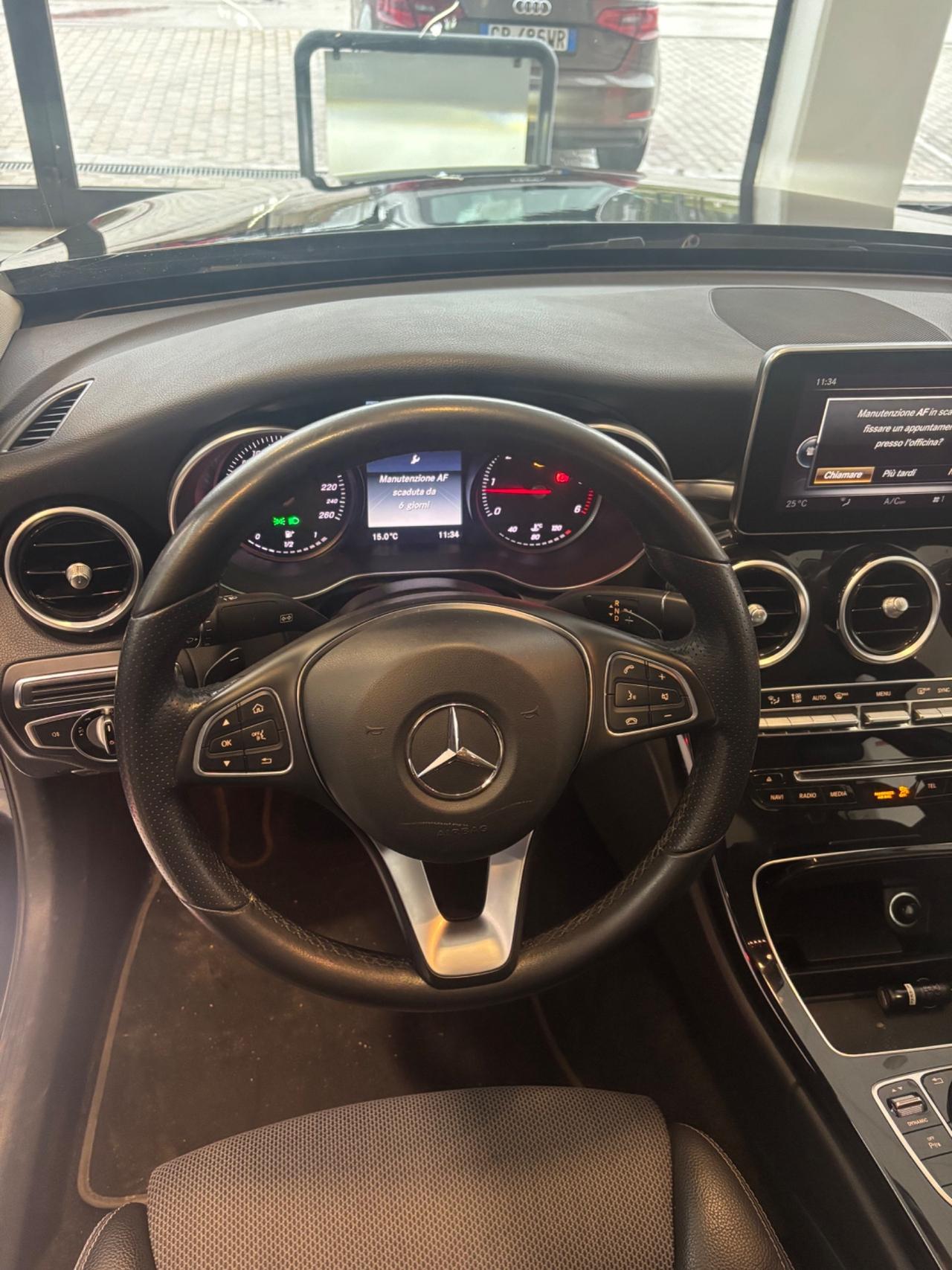 Mercedes-benz C 220 d Auto Premium