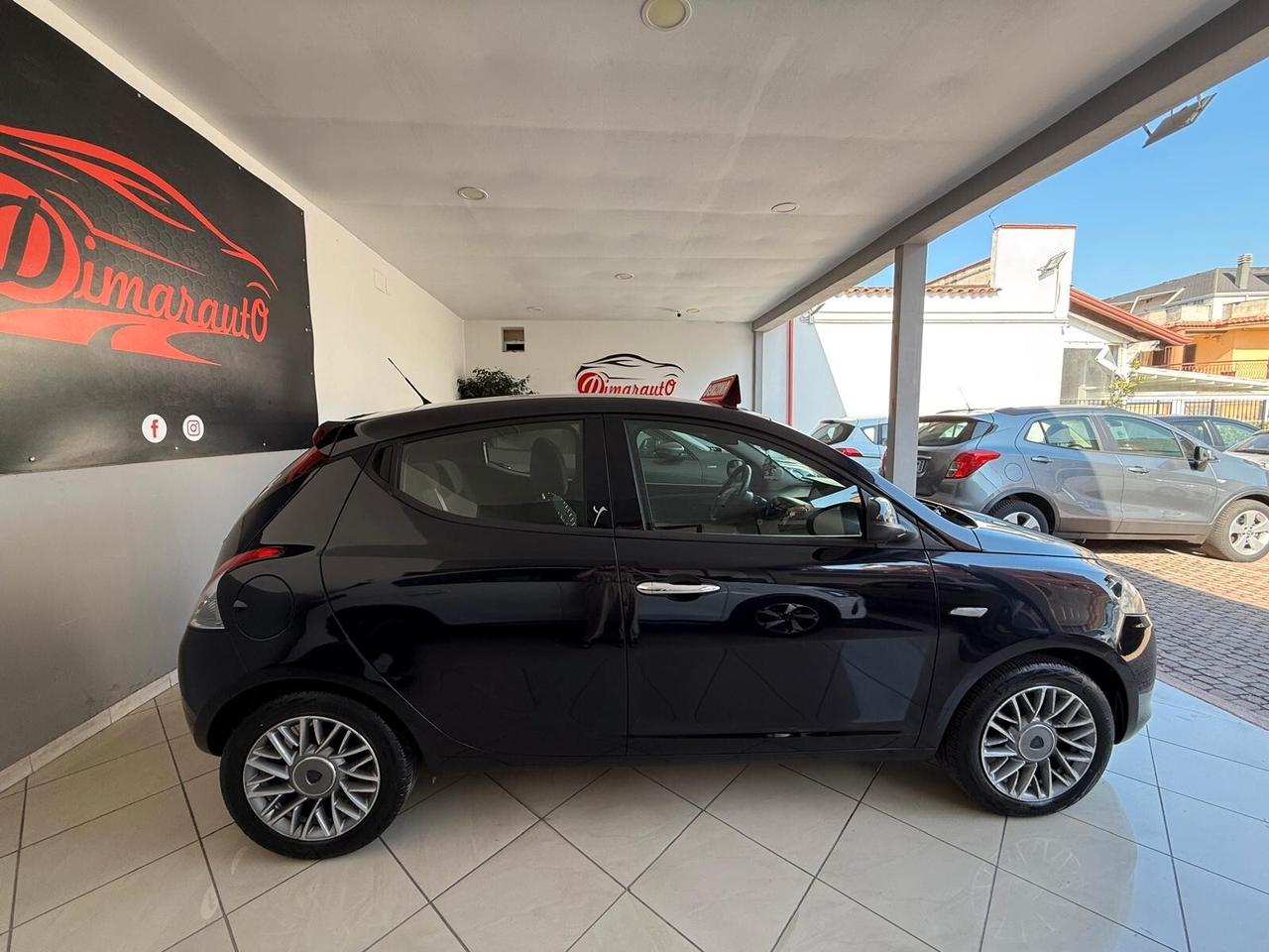 LANCIA YPSILON 1.2 BENZINA 50.000 KM 2012