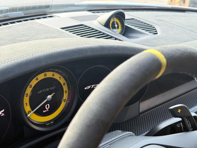 PORSCHE 992 GT3 RS * WEISSACH * PCCB * LIFT * PPF *