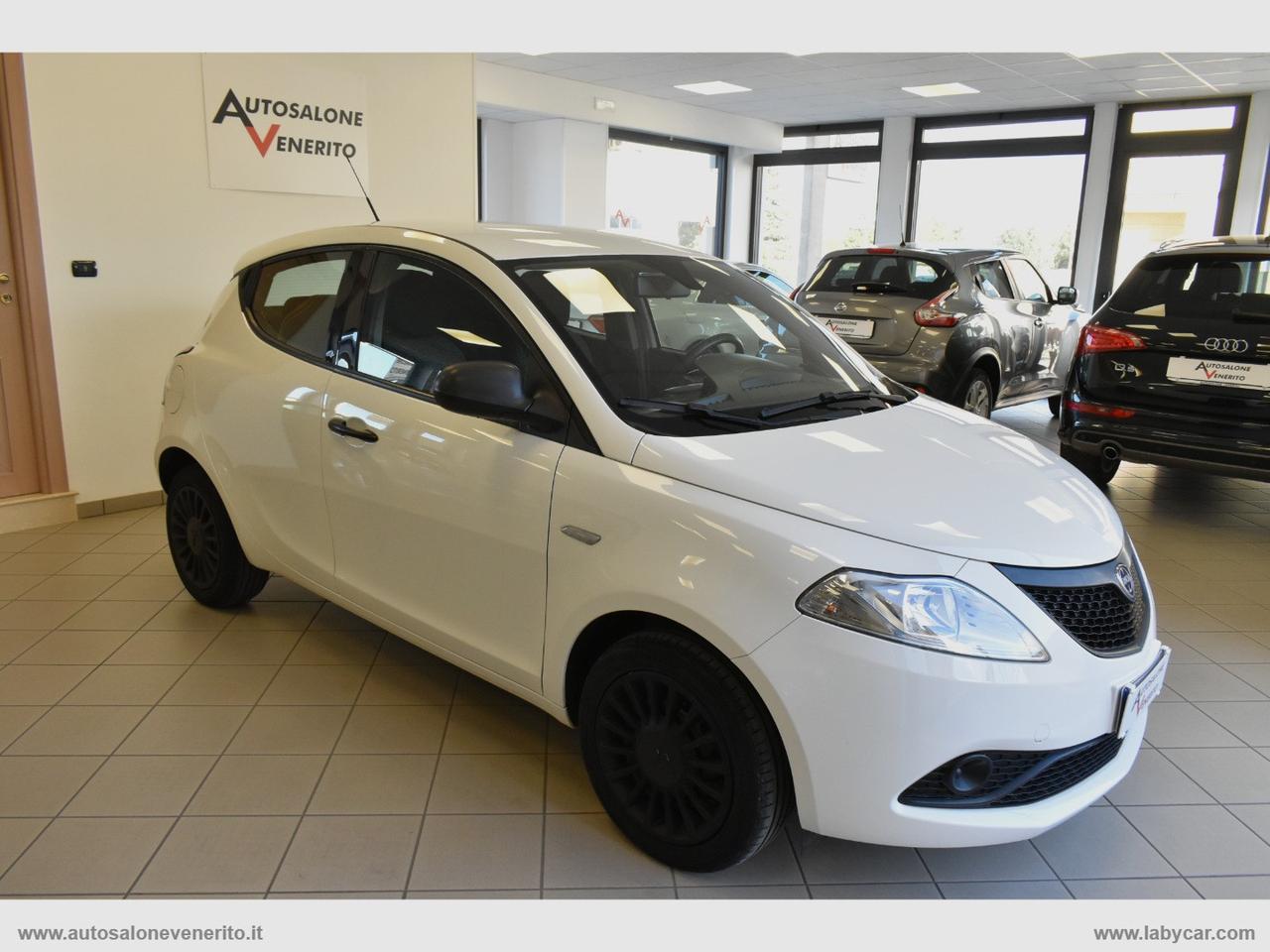 LANCIA Ypsilon 1.2 69 CV 5p. S&S Elefantino Blu