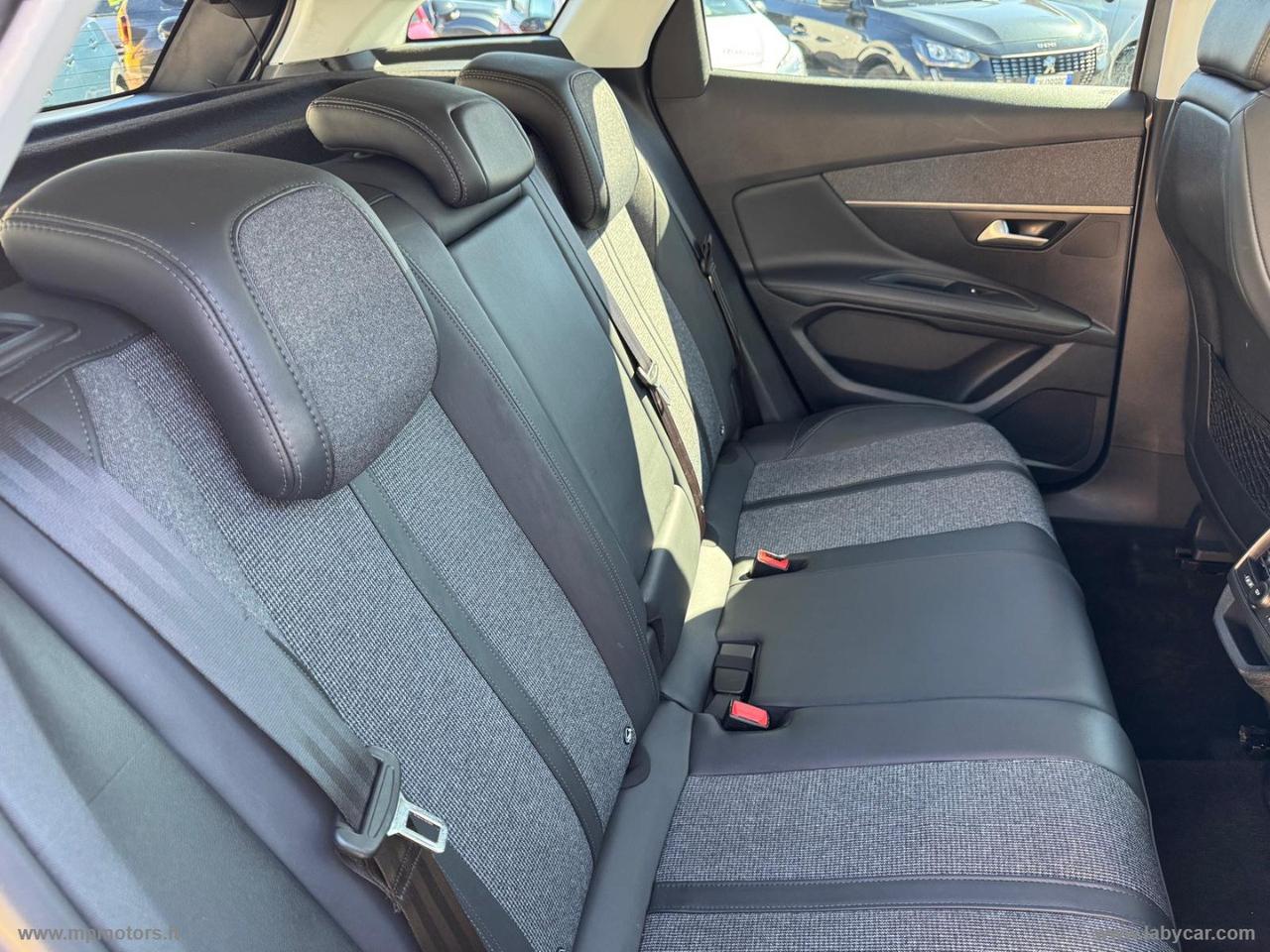 PEUGEOT 3008 ALLURE 1.5 BlueHDi 130CV AUTOMATICA