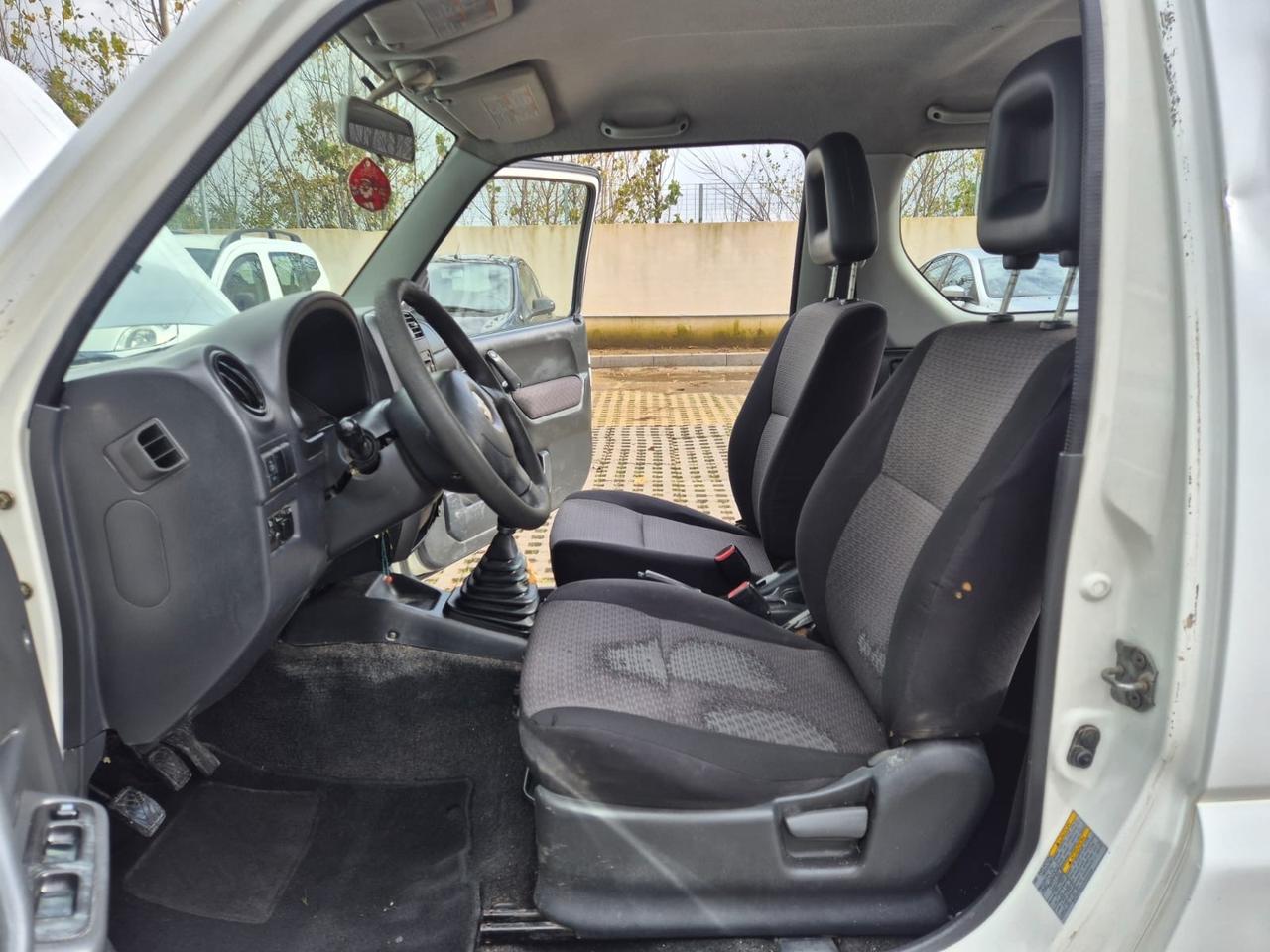 Suzuki Jimny 1.5 DDiS cat 4WD JLX