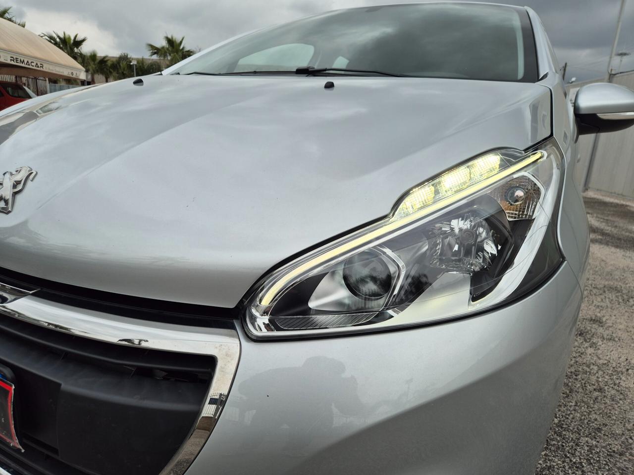 Peugeot 208 RESTAYLING 1.6 TDI 75 CV ALLURE NUOVA 2018