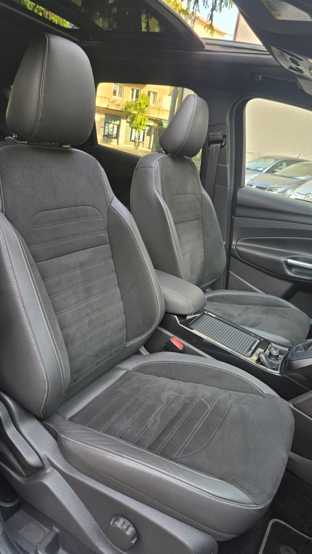 Ford Kuga 2.0 TDCI 180 CV S&S 4WD ST-Line Business