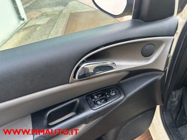 LANCIA Ypsilon 1.2 Argento GPL!!!!