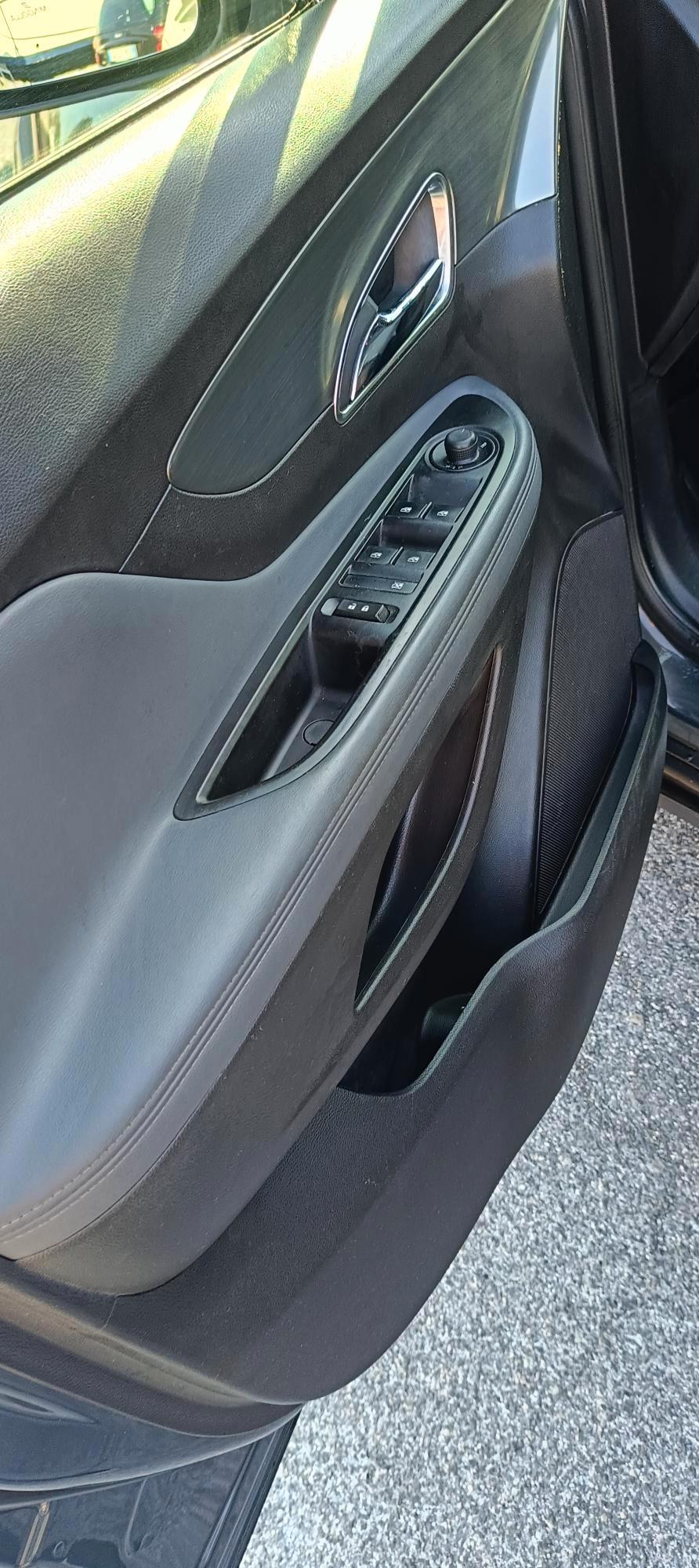 Opel Mokka 1.4 t Cosmo b-Color Gpl-tech 4x2 140cv E6